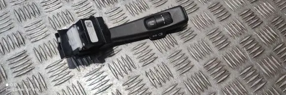 Volvo S60 Indicator stalk 31327904