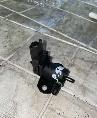 Peugeot 5008 Vacuum valve 9688124580