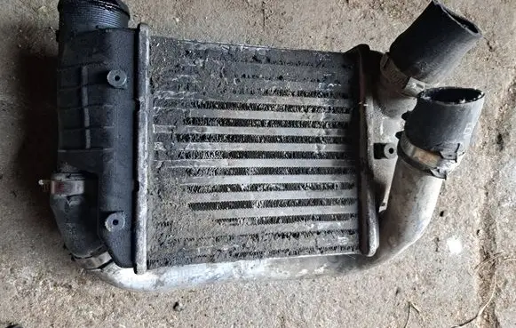 Audi A6 S6 C6 4F Intercooler radiator 4F0145980