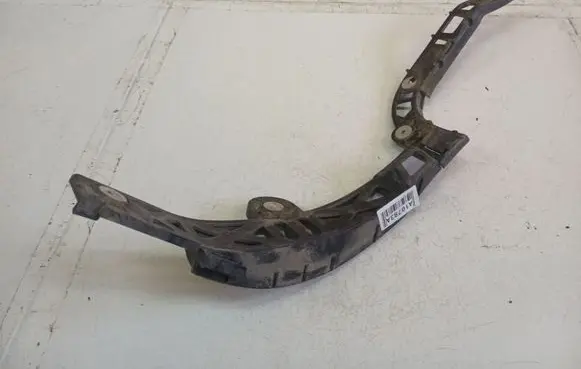 Opel Signum Rear bumper mounting bracket 24412824