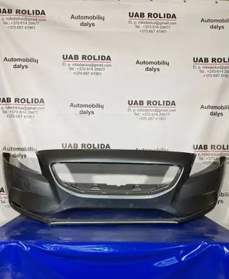 Volvo V40 Front bumper 31283732