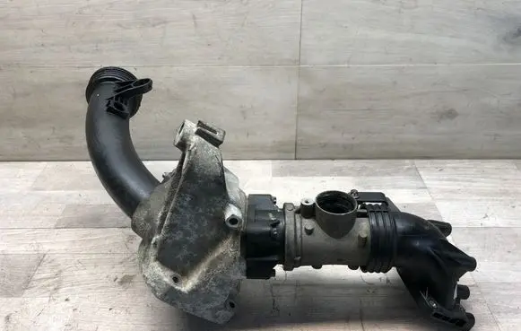 Intercooler hose/pipe