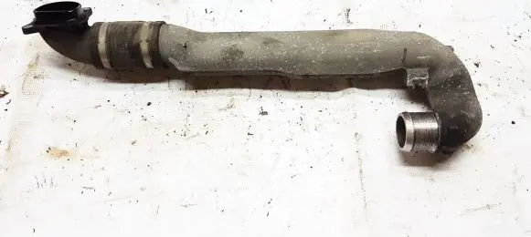 Opel Zafira B Intercooler hose/pipe 55353825