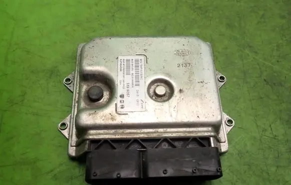 Fiat Fiorino Engine control unit/module ECU 0108999A51948357