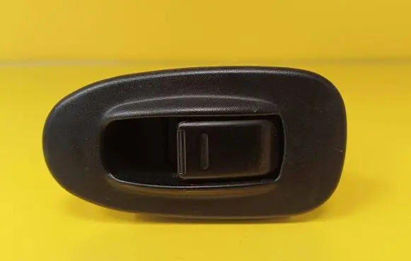Subaru Legacy Electric window control switch 4735101000