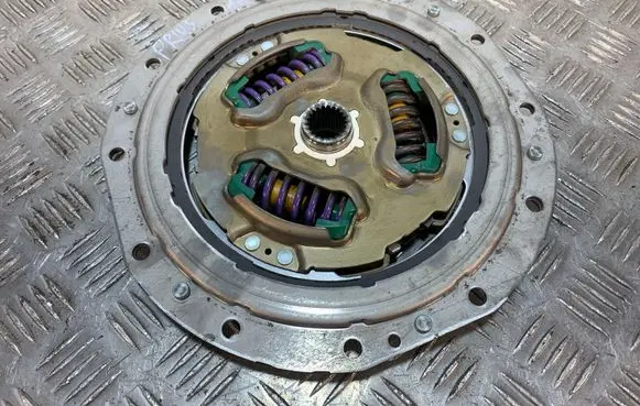 Toyota Prius (XW50) Clutch pressure plate 7F292577