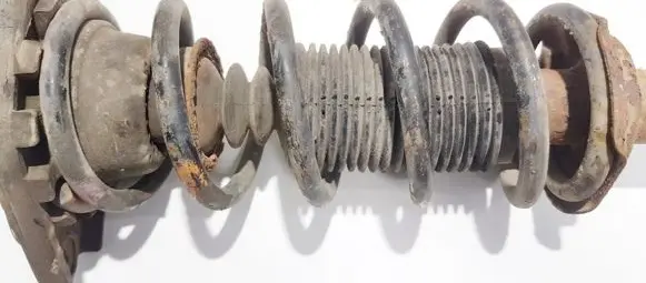 Nissan Almera N16 Rear coil spring