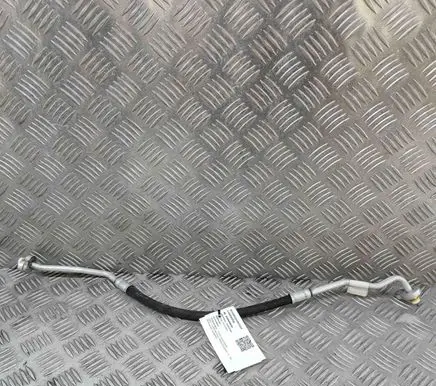 Volvo XC60 Air conditioning (A/C) pipe/hose 32226282