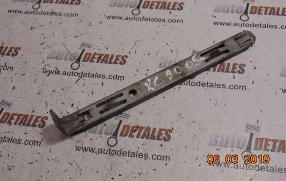 Headlight/headlamp mounting bracket