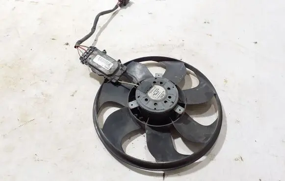 Audi A5 8T 8F Radiator cooling fan shroud 8K0959455E