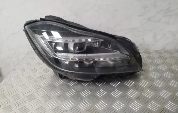 Mercedes-Benz CLS C218 X218 Headlight/headlamp A2188208861