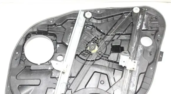 Hyundai i40 Front door electric window regulator 813103Z030