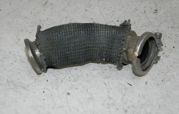 Citroen C5 EGR valve line/pipe/hose 