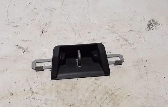 Volvo XC90 Trunk lock loop 39831948
