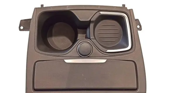 Cup holder front