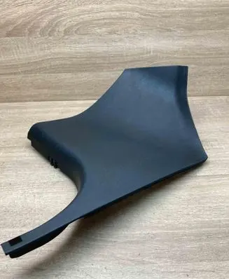 Mercedes-Benz E W212 Foot area side trim A2126800306