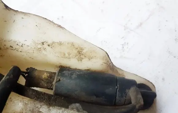 Volvo S80 Windscreen/windshield washer pump