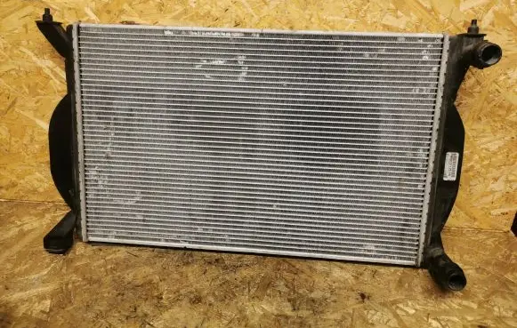 Audi A4 S4 B7 8E 8H Coolant radiator 8E0121251A DT99021159213100