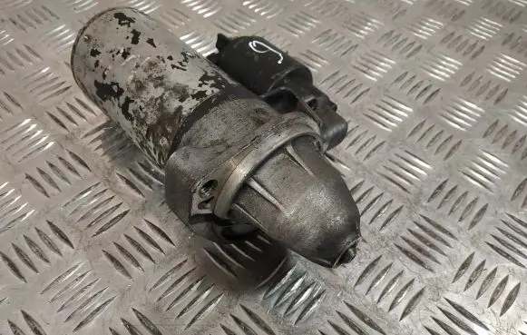 Mercedes-Benz E W210 Starter motor 0001108003