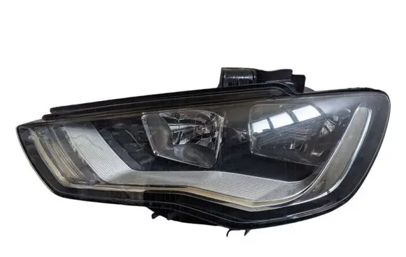 Audi A3 S3 8V Headlight/headlamp 8V0941003 01074001AJ