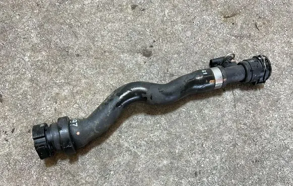 Citroen C4 III e-C4 Electric car engine cooling hoses/pipes 