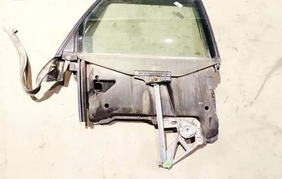 Audi A6 S6 C4 4A Rear door window/glass frame 