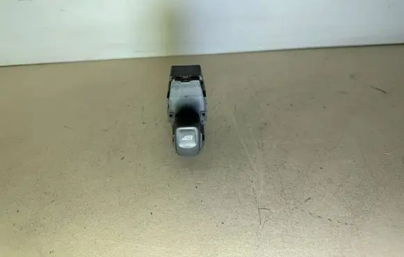 Volvo S60 Electric window control switch 9472275 19206