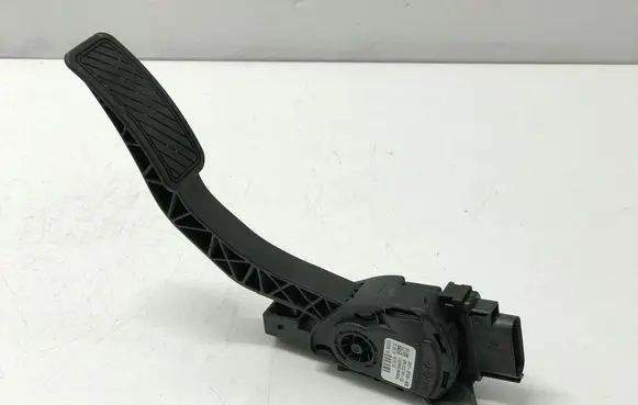 Ford Ecosport Accelerator throttle pedal 8V219F836A3B 6PV01274100