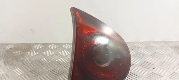 Volkswagen Golf V Tailgate rear/tail lights 1K6945093J