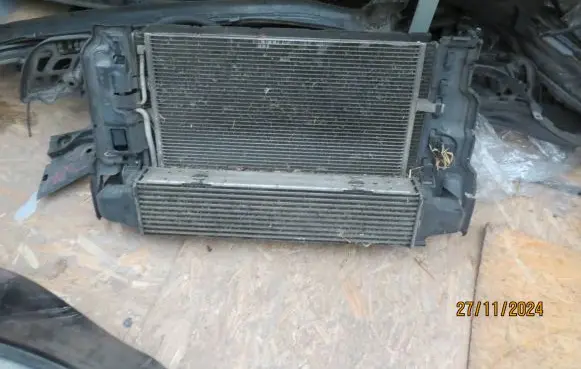 Volvo V60 Coolant radiator