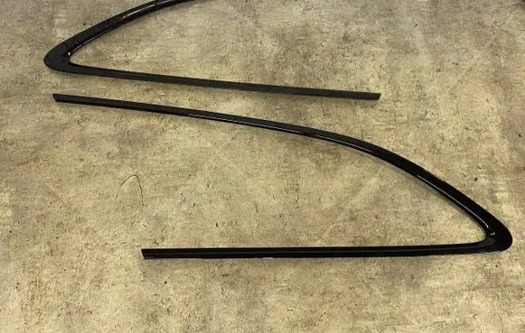 Jaguar XF X260 Door glass rail BD012D