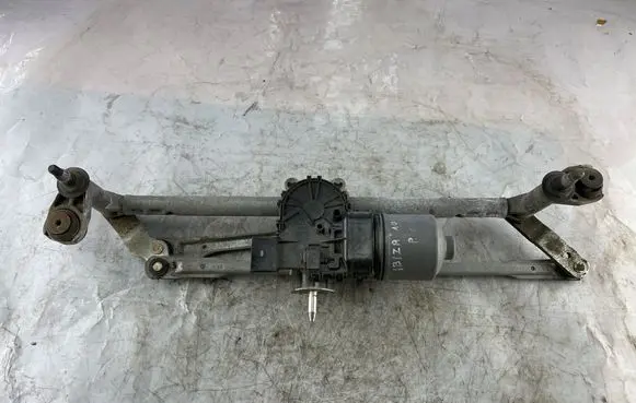 Front wiper linkage