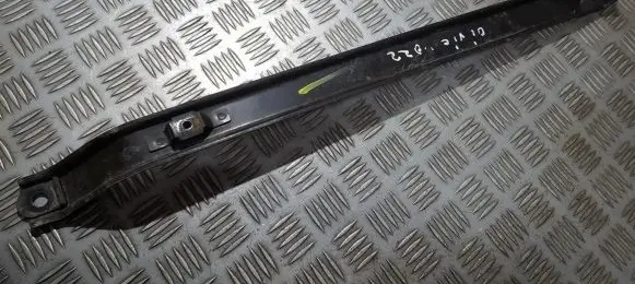 Honda Civic Fuel tank mounting bracket 