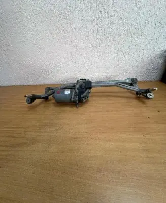 Jaguar XF X250 Front wiper linkage and motor 8X2317500AD 123711
