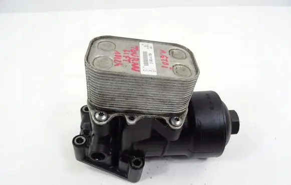 Volkswagen Touran III Oil filter mounting bracket 03L115389C