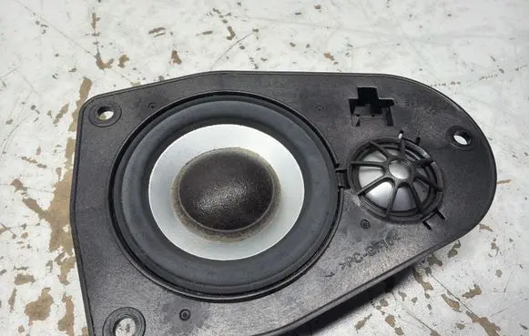 Volvo S80 Panel speaker 31252157