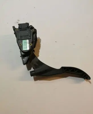 Audi A2 Accelerator pedal position sensor 8Z1721523
