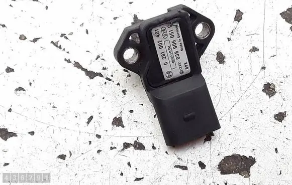 Audi A4 S4 B7 8E 8H Air pressure sensor 038906051C 0281002401
