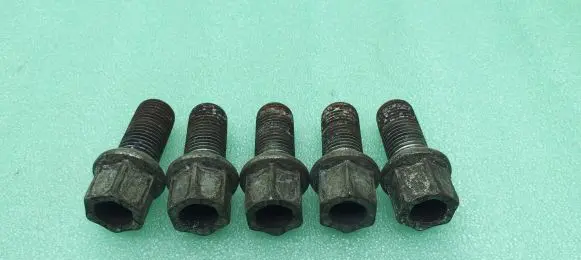 Volkswagen Sharan Nuts/bolts 