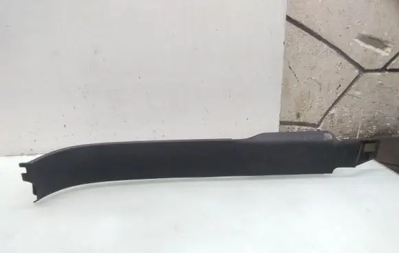 Volkswagen Touran I Rear sill trim cover