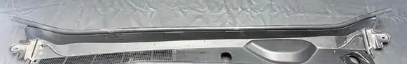Toyota Hilux VIII Wiper trim 557510K200 557520K040 557810K310