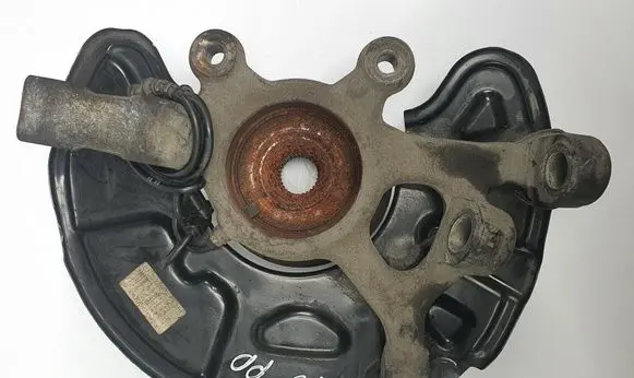 Mercedes-Benz E W212 Front wheel hub spindle knuckle A2044211220