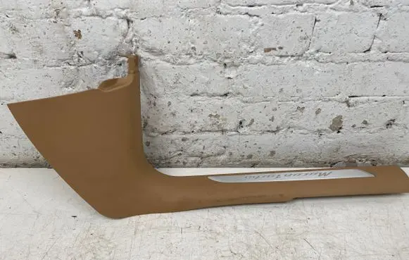 Porsche Macan (95B) Front sill trim cover 95B863484