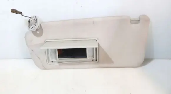 Sun visor clip/hook/bracket