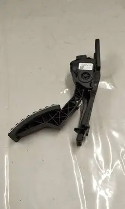 Mercedes-Benz GLE (W166 - C292) Accelerator throttle pedal A2923000100