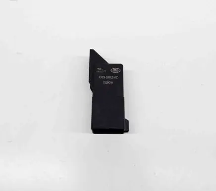 Land Rover Discovery 5 Glow plug pre-heat relay FX23189E2AC EQ9GW