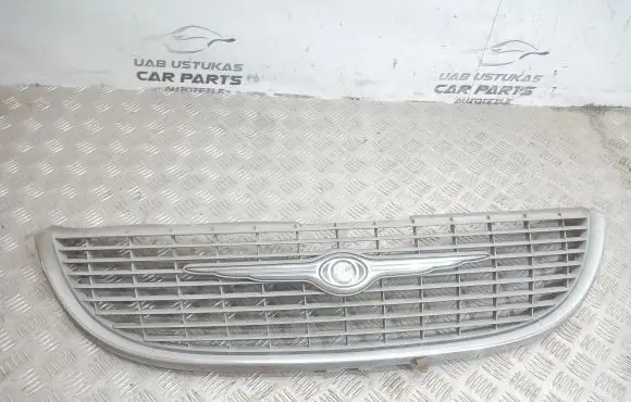 Chrysler Grand Voyager IV Front bumper upper radiator grill 4857522AA