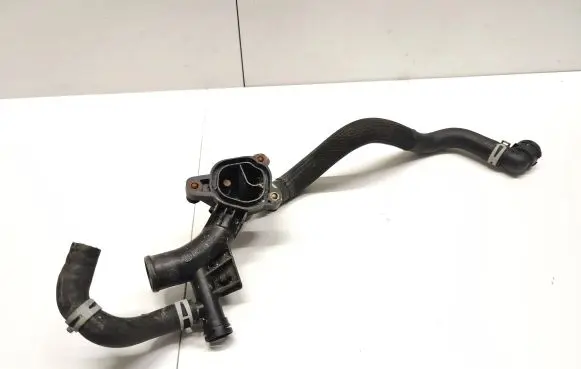 Buick Encore I Thermostat housing 25193922