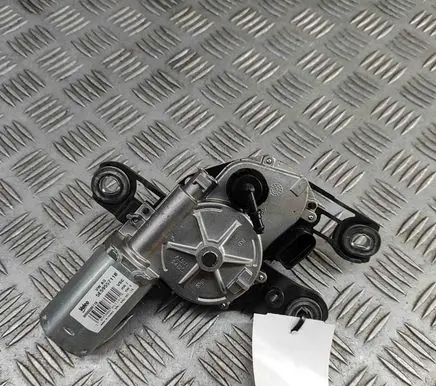 Audi Q3 F3 Rear window wiper motor W000086118 5E5955711B