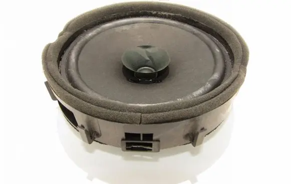 Mitsubishi Outlander Front door speaker 8720A147